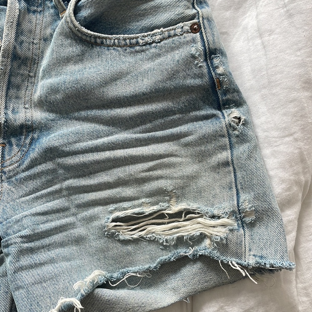 Agolde Riley Shorts - Picture 7 of 13